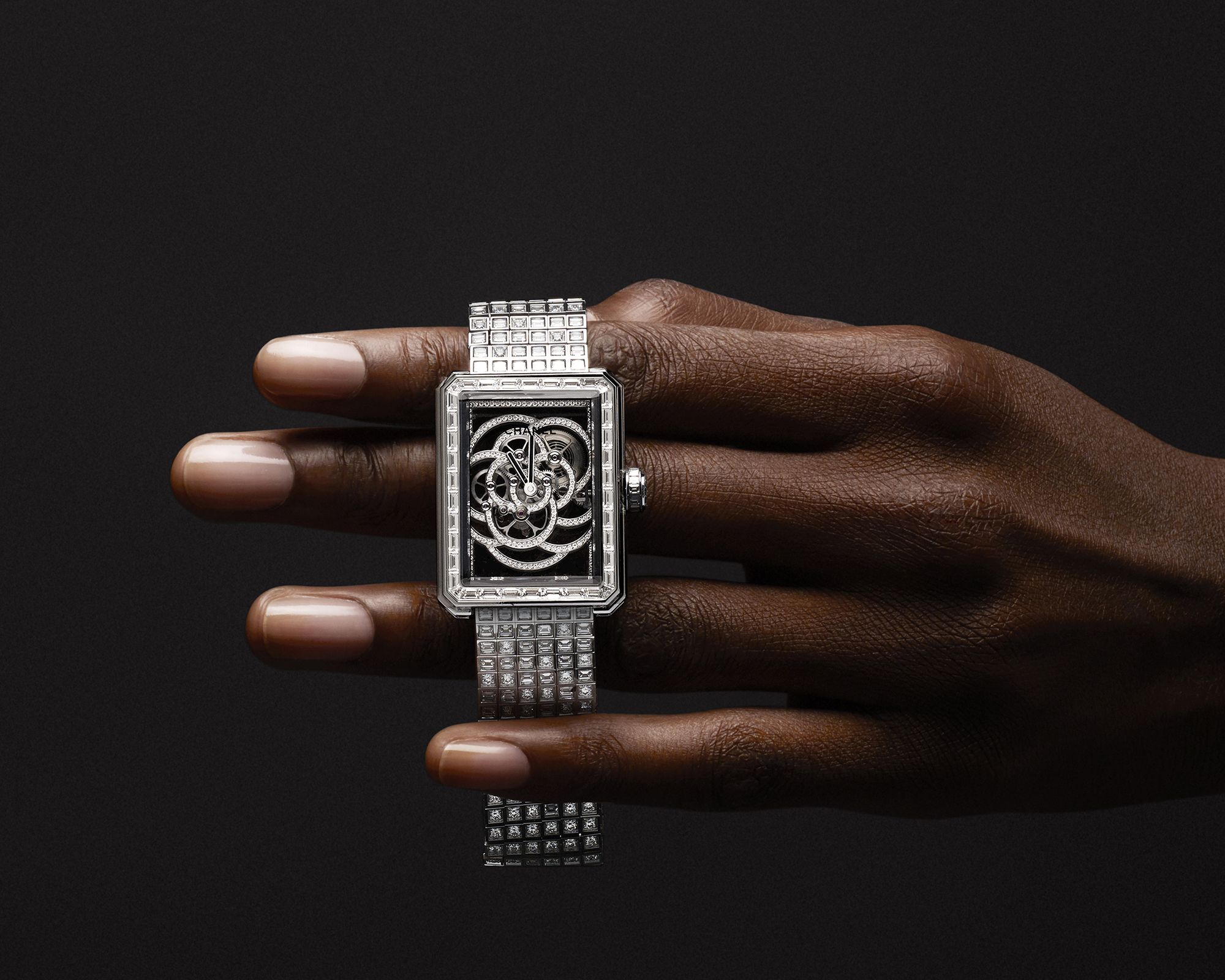 SHOWCASED MAGAZINE WATCHES JEWELLERY-#3