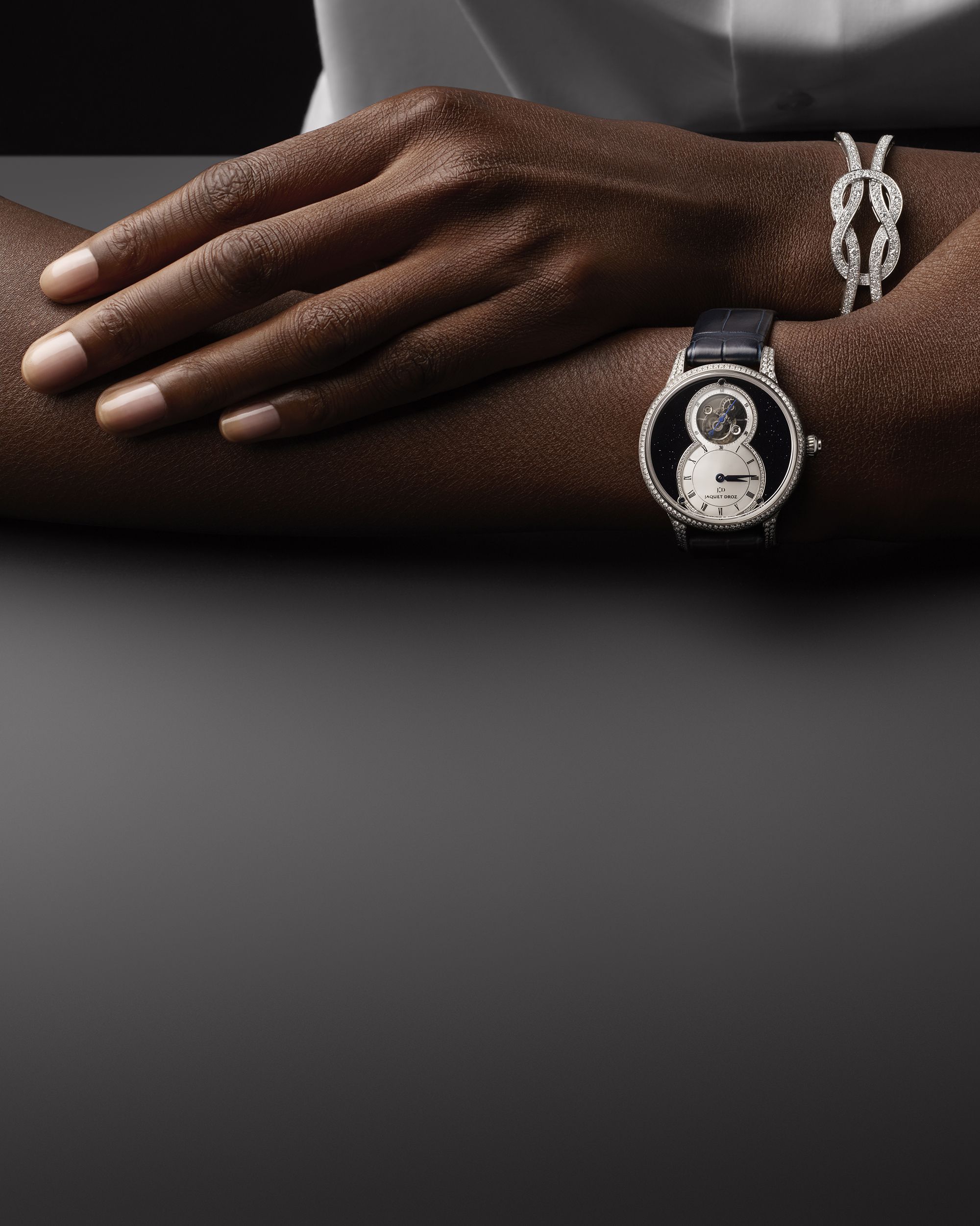 SHOWCASED MAGAZINE WATCHES JEWELLERY-#2